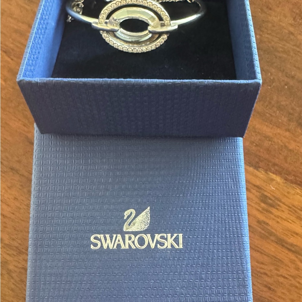 SWAROVSKI | LOGAN BANGLE CRYSTAL BRACELET 1039817 GORGEOUS RHODIUM